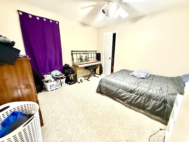 bedroom with a ceiling fan