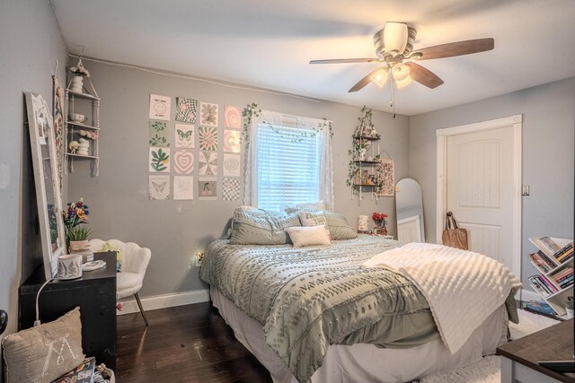 1204 Meadow Brook Dr, Lawrenceburg, KY 40342 - bedroom featuring a ceiling fan, baseboards, and wood finished floors