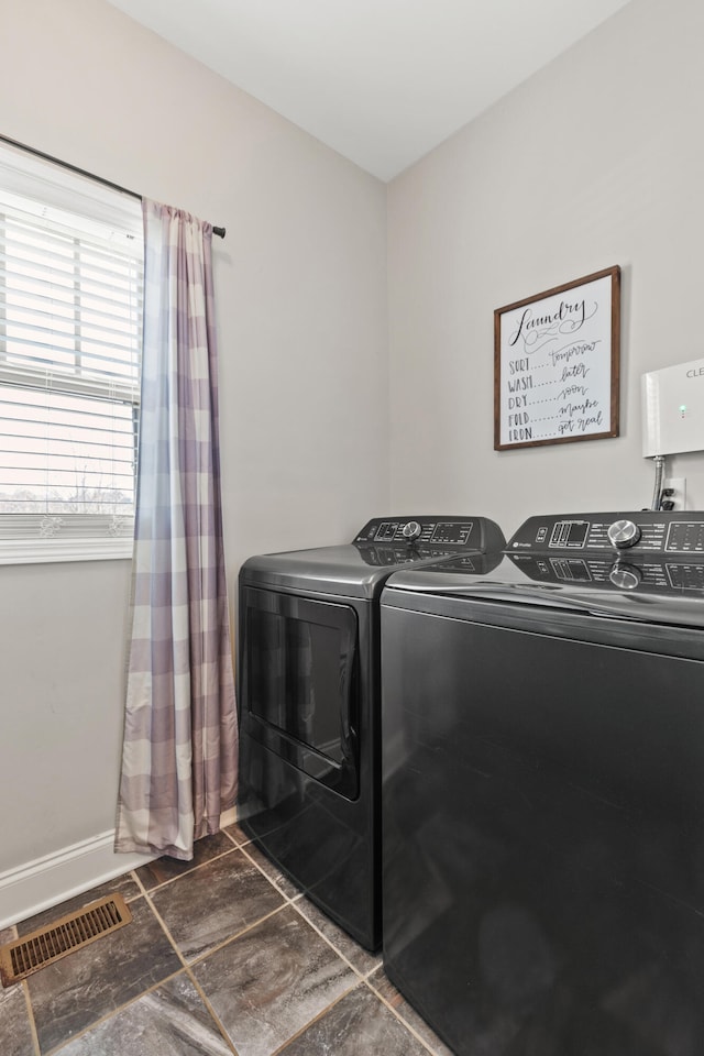 161 Tuscany Way, Richmond, KY 40475 - laundry room featuring washing machine and dryer and baseboards