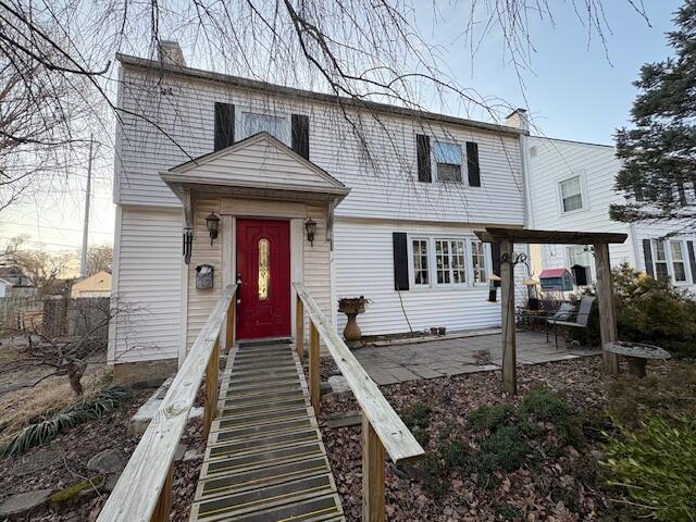 108 Linden Ave, Frankfort, KY 40601 - colonial inspired home featuring a patio area