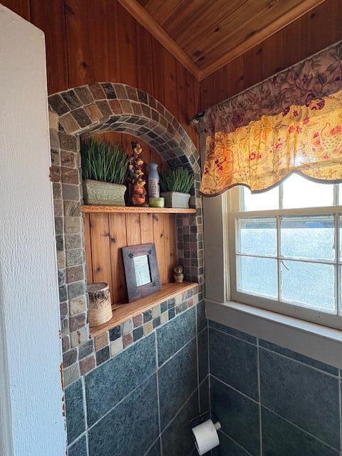 108 Linden Ave, Frankfort, KY 40601 - bathroom featuring wood ceiling