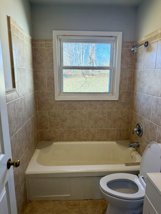 full bath with vanity, toilet, and shower / tub combination