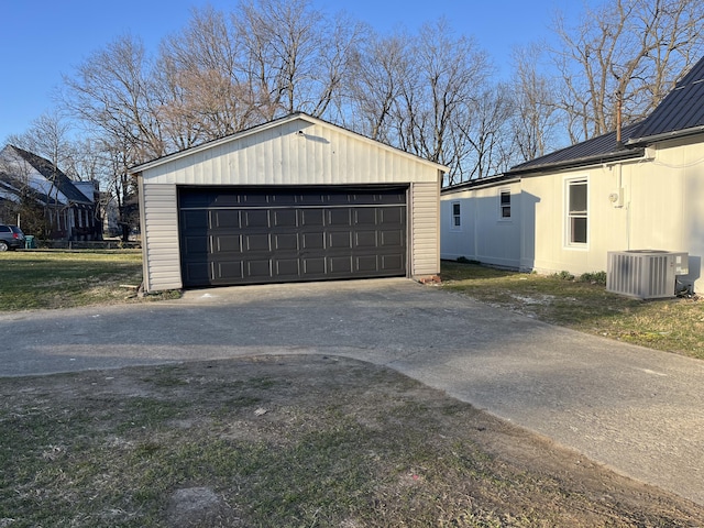 detached garage with central AC