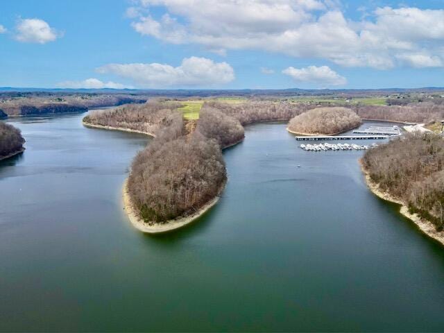 3101 Simpson Dr, Somerset, KY 42503 - bird's eye view featuring a water view