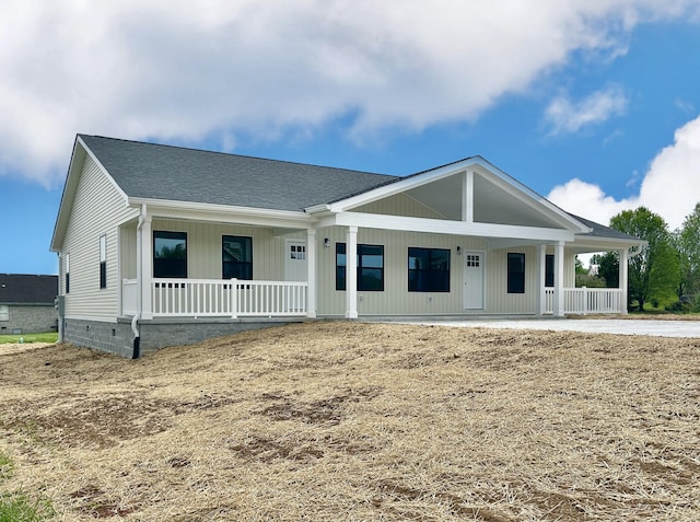 1403 Kit Cowan Rd, Somerset, KY 42503 - view of front of property with a porch and a shingled roof