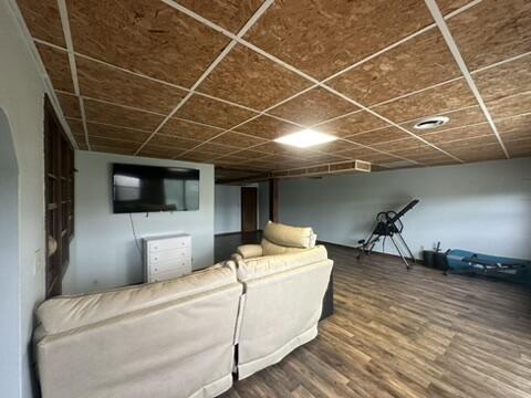 110 Silvercreek Dr, Danville, KY 40422 - living area with a drop ceiling and wood finished floors