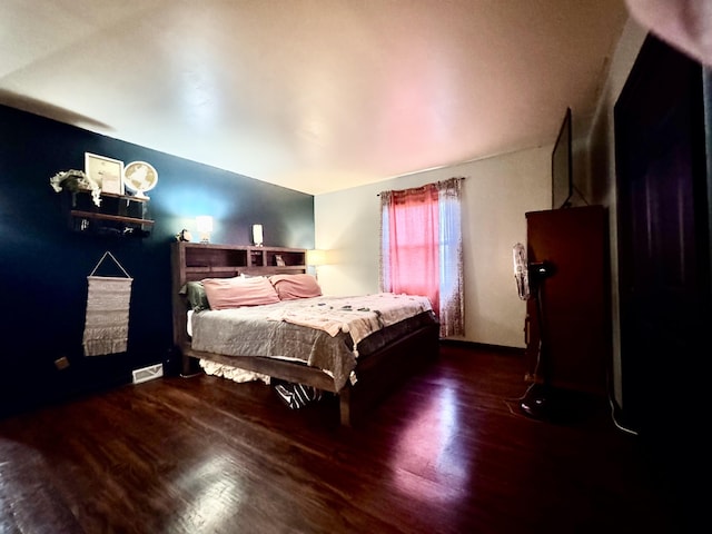 110 Silvercreek Dr, Danville, KY 40422 - bedroom with lofted ceiling, visible vents, and wood finished floors