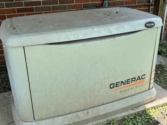 212 Williamsburg Ct, Danville, KY 40422 - details featuring a power unit