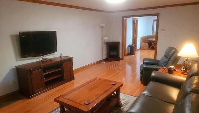 278 John Dr, Burnside, KY 42519 - living room featuring crown molding and light wood-style floors