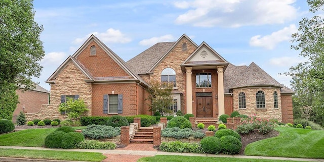 2208 Terranova Ct, Lexington, KY 40513 - view of front of house featuring brick siding and a front yard