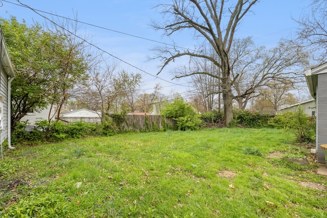 view of yard featuring fence