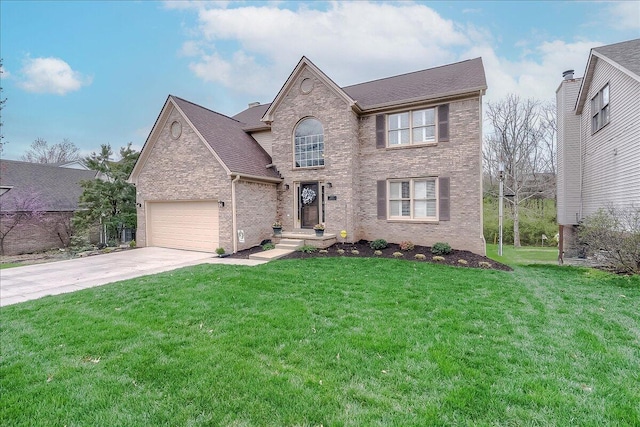 424 Amberley Dr, Lexington, KY 40515 - view of front of property featuring roof with shingles, driveway, a front yard, brick siding, and a garage