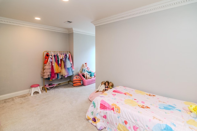 carpeted bedroom featuring recessed lighting, visible vents, baseboards, and crown molding