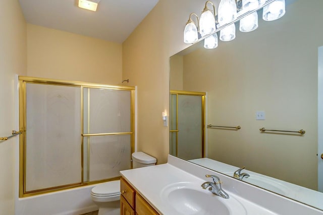 1794 Hunter Dr, Lancaster, KY 40444 - full bath with toilet, vanity, and bath / shower combo with glass door