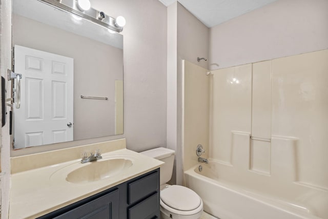 101 Bell Lawn Dr, Nicholasville, KY 40356 - full bathroom featuring toilet, shower / tub combination, and vanity