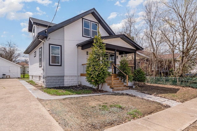 104 W 1st St, Silver Grove, KY 41085 - bungalow-style house with an outdoor structure and a porch