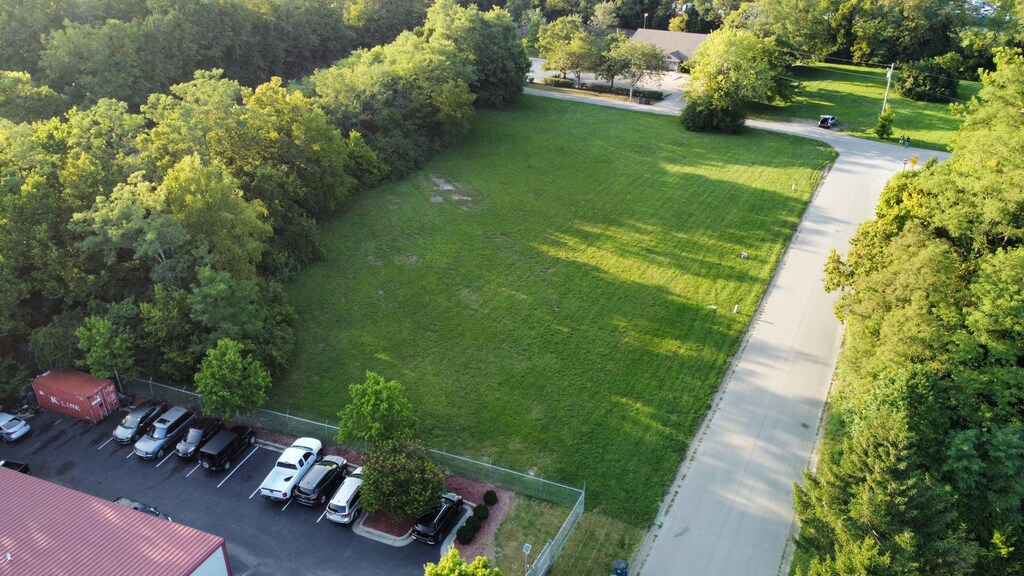121 Eastside Dr, Georgetown, KY 40324
