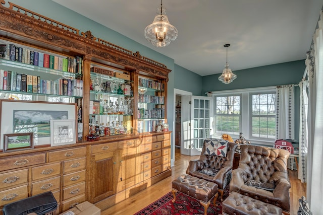 443 Hutchison Rd, Paris, KY 40361 - living area with a notable chandelier and wood finished floors