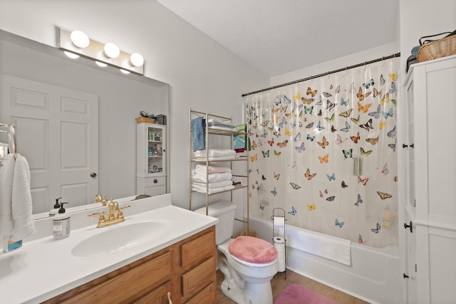 58 Mcclendon Ln, Russell Springs, KY 42642 - full bath featuring vanity, shower / bathtub combination with curtain, toilet, and wood finished floors