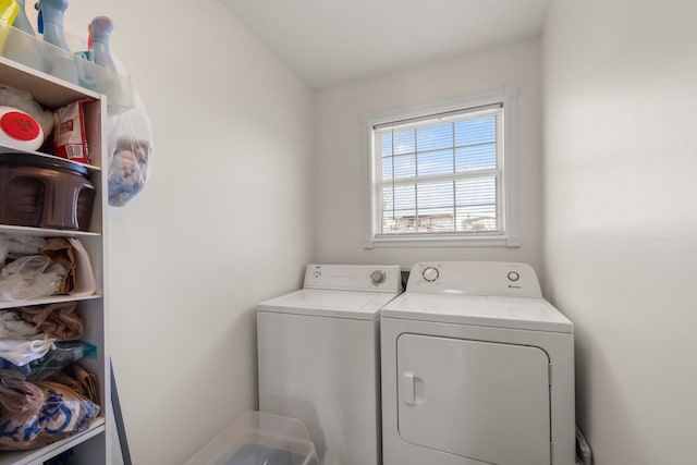 58 Mcclendon Ln, Russell Springs, KY 42642 - washroom featuring washing machine and clothes dryer