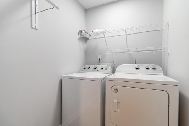 131 Patriot Trl, Berea, KY 40403 - washroom with separate washer and dryer