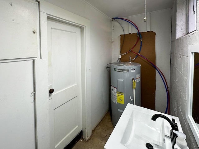 247 Mt Sterling Ave, Flemingsburg, KY 41041 - utility room featuring water heater and a sink