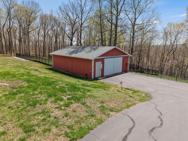 11 Hominy Hill Rd, Nancy, KY 42544 - detached garage featuring fence and driveway