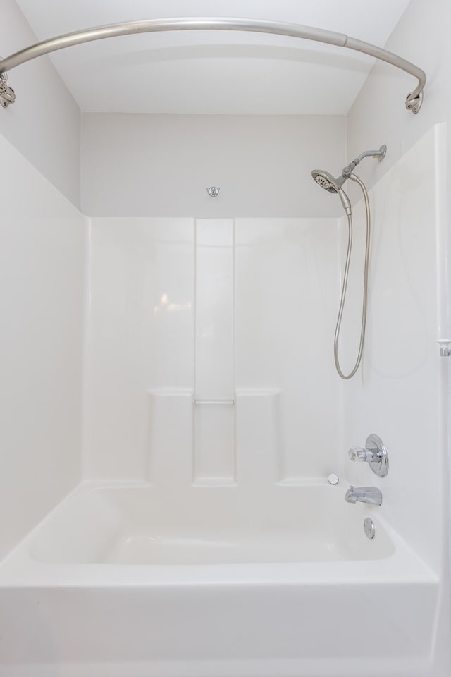 2692 Crab Orchard Rd, Lancaster, KY 40444 - bathroom with tub / shower combination