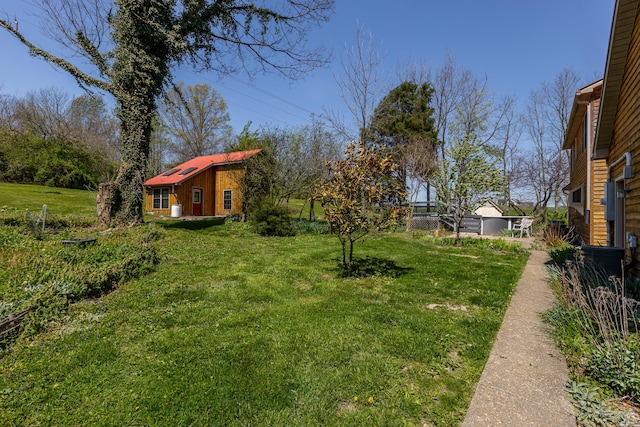2692 Crab Orchard Rd, Lancaster, KY 40444 - view of yard featuring fence