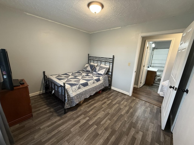 81 Central Union Rd, Albany, KY 42602 - bedroom with a textured ceiling, baseboards, and wood finished floors