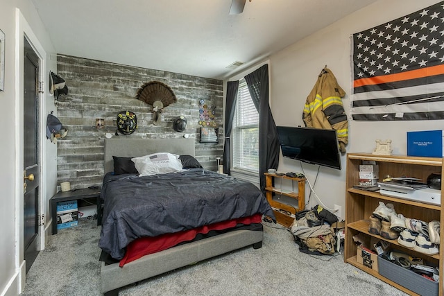 264 Houston Ave, Paris, KY 40361 - carpeted bedroom with visible vents and an accent wall