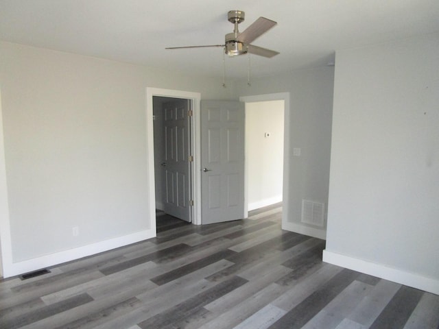 596 Overlook Dr, Lancaster, KY 40444 - spare room with wood finished floors, baseboards, and a ceiling fan