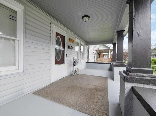 513 Washington Ave, Paintsville, KY 41240 - view of patio / terrace featuring covered porch