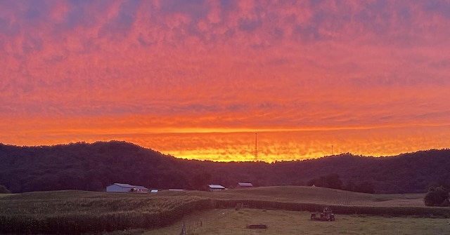 3473 Grundy Rd, Somerset, KY 42501 - view of mountain background
