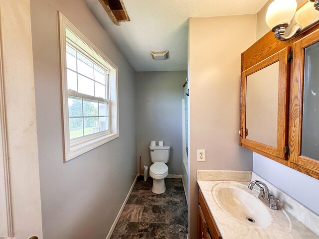 305 Saddle Wood Ct, Berea, KY 40403 - bathroom with baseboards, visible vents, toilet, and vanity