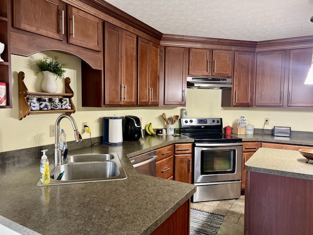 111 Keystone Dr, Richmond, KY 40475 - kitchen featuring a sink, appliances with stainless steel finishes, dark countertops, a textured ceiling, and under cabinet range hood