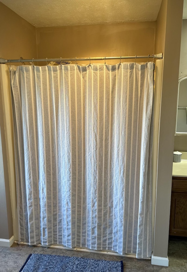 111 Keystone Dr, Richmond, KY 40475 - room details featuring vanity