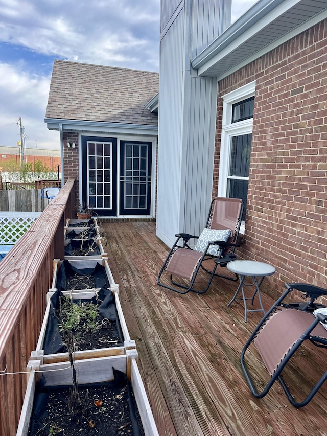 111 Keystone Dr, Richmond, KY 40475 - view of wooden terrace