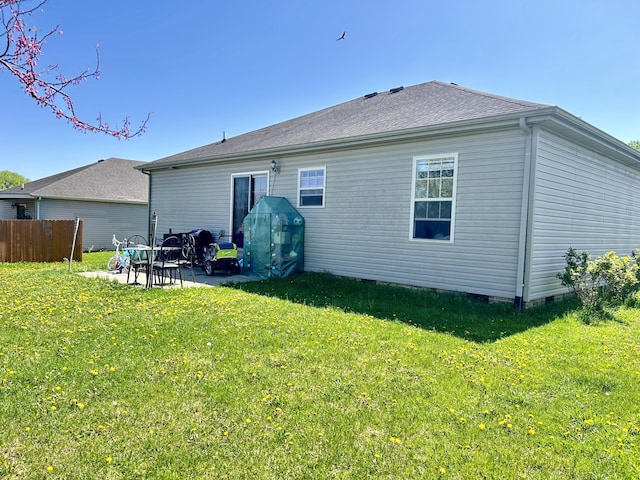 199 Newport Ln, Berea, KY 40403 - rear view of property with a patio area and crawl space