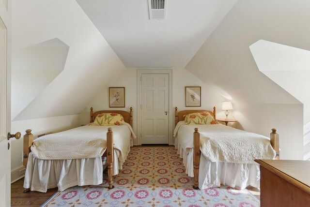 216 Ridgeway Rd, Lexington, KY 40502 - bedroom with vaulted ceiling and visible vents