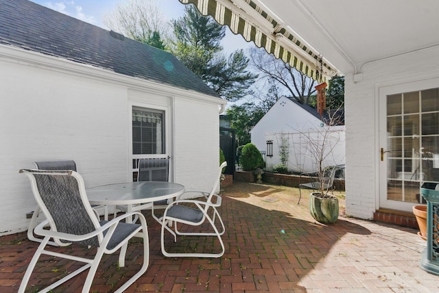 216 Ridgeway Rd, Lexington, KY 40502 - view of patio / terrace featuring outdoor dining area
