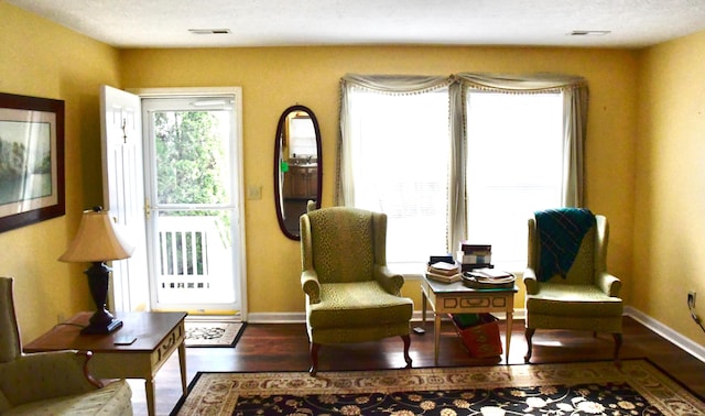 367 Old Rocky Rd, Mount Vernon, KY 40456 - sitting room featuring baseboards, wood finished floors, and visible vents