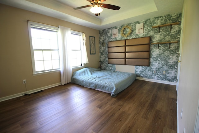 312 Springhurst Dr, Berea, KY 40403 - bedroom featuring visible vents, wood finished floors, baseboards, wallpapered walls, and a raised ceiling