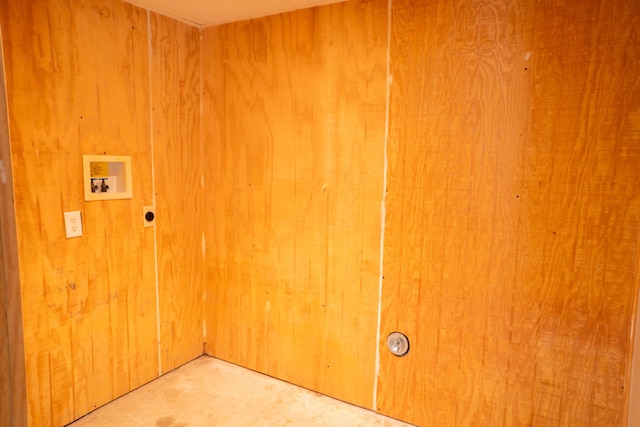 clothes washing area with hookup for a washing machine and laundry area