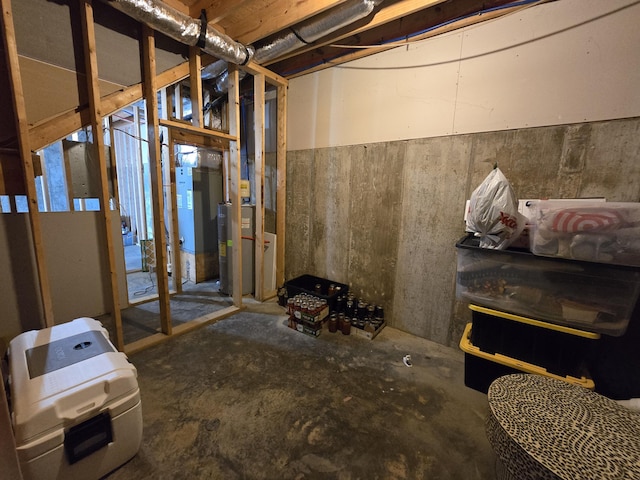 1778 Elkin Station Rd, Winchester, KY 40391 - unfinished basement with water heater