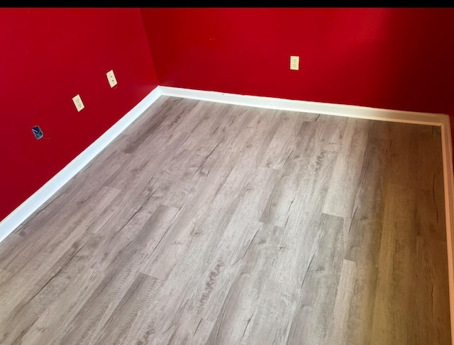 115 Georgia St, Winchester, KY 40391 - interior space with wood finished floors and baseboards