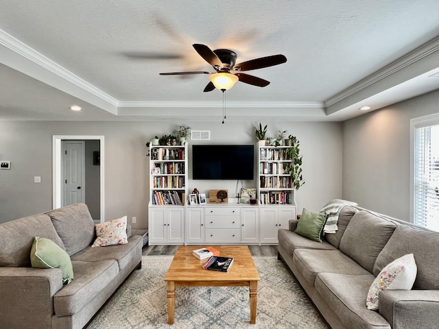 108 Allyson Cir, Junction City, KY 40440 - living area featuring light wood-type flooring, ornamental molding, recessed lighting, visible vents, and ceiling fan