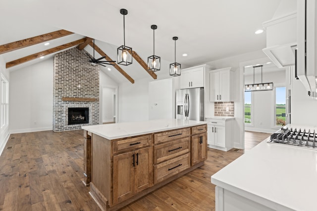 215 Berkley Hall Dr, Berea, KY 40403 - kitchen featuring stainless steel appliances, a ceiling fan, dark wood finished floors, recessed lighting, and open floor plan