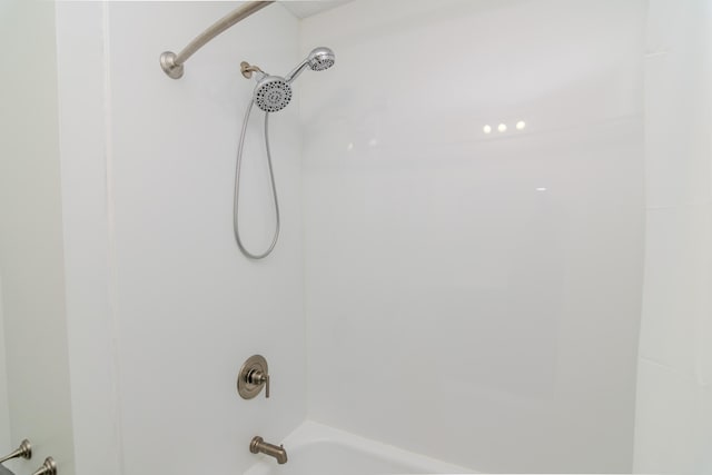406 Kenway St, Berea, KY 40403 - full bathroom featuring  shower combination