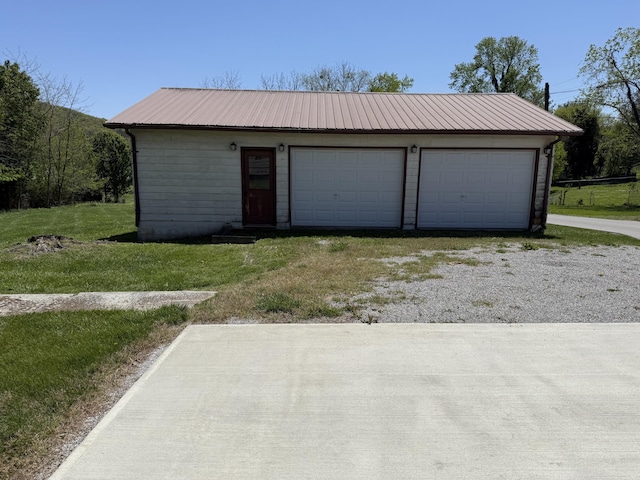 21 N Gregory St, Monticello, KY 42633 - view of detached garage